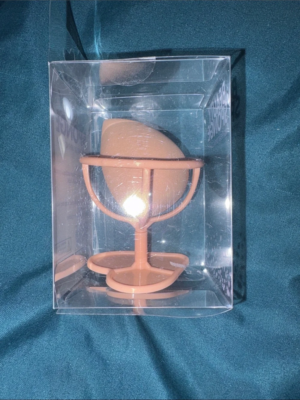 Beauty Sponge with Heart Drying Stand - Peach